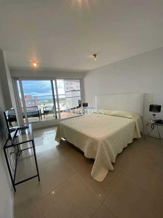 Apartamento en Playa Mansa, propiedad 291055 -Imagen 11