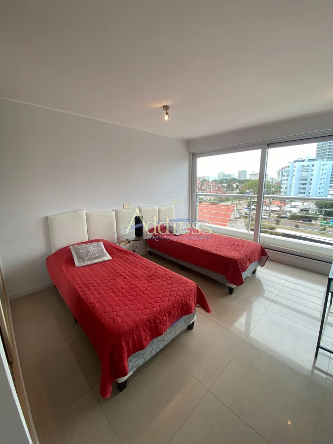 Apartamento en Playa Mansa, propiedad 291055 -Imagen 16