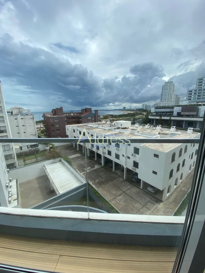 Apartamento en Playa Mansa, propiedad 291055 -Imagen 3