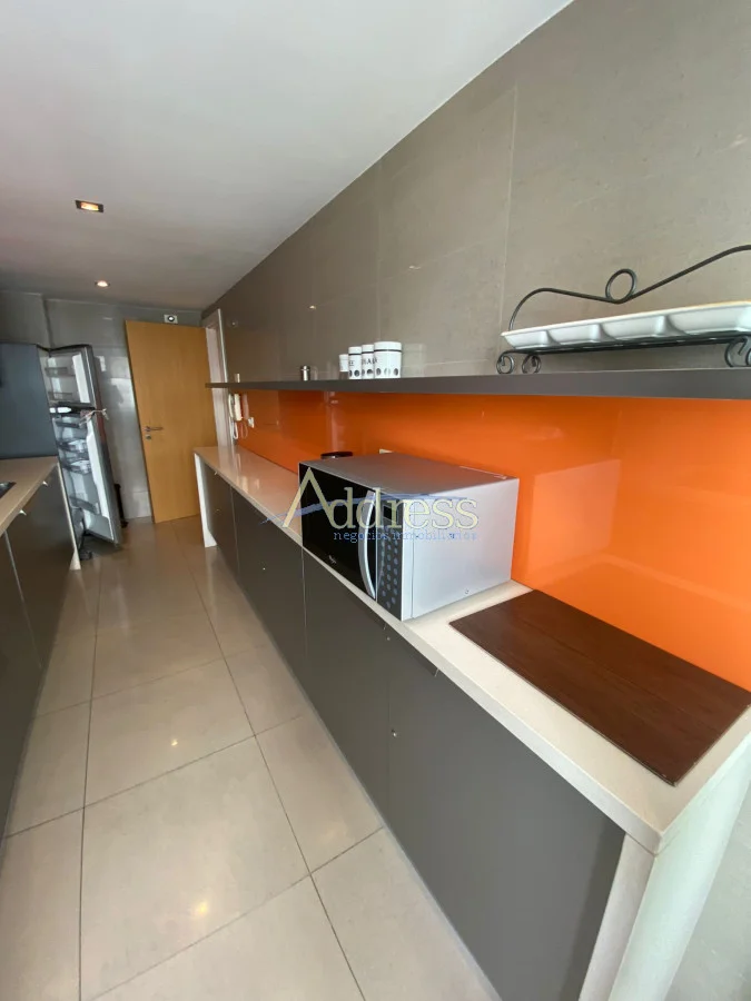 Apartamento en Playa Mansa, propiedad 291055 -Imagen 6