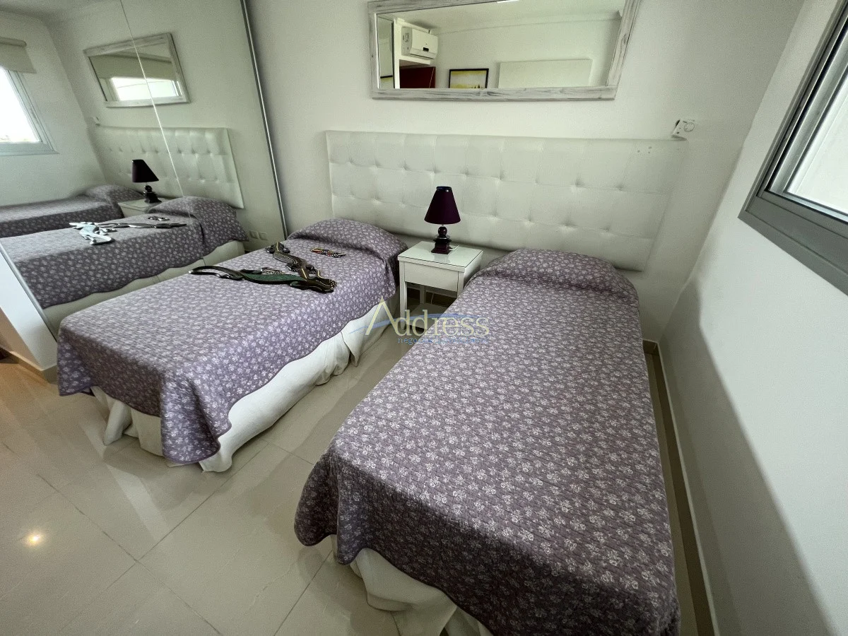 Apartamento en Playa Mansa, propiedad 293517 -Imagen 22