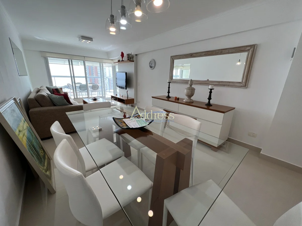 Apartamento en Playa Mansa, propiedad 293517 -Imagen 4