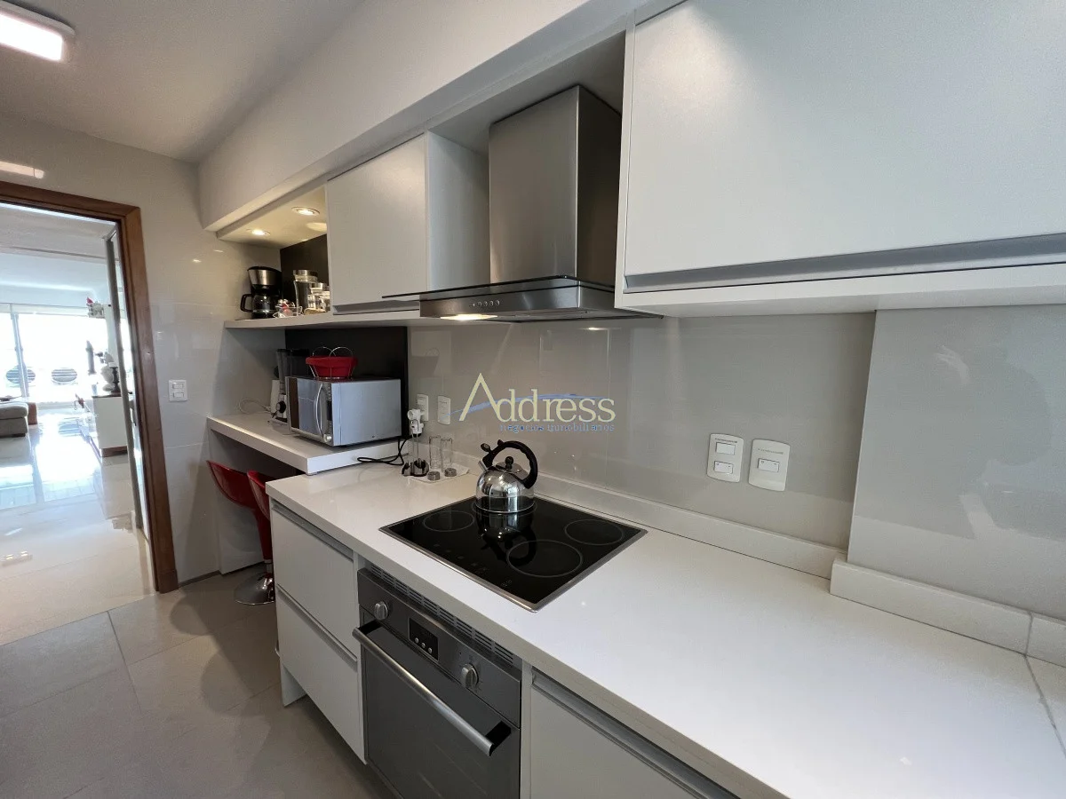 Apartamento en Playa Mansa, propiedad 293517 -Imagen 10