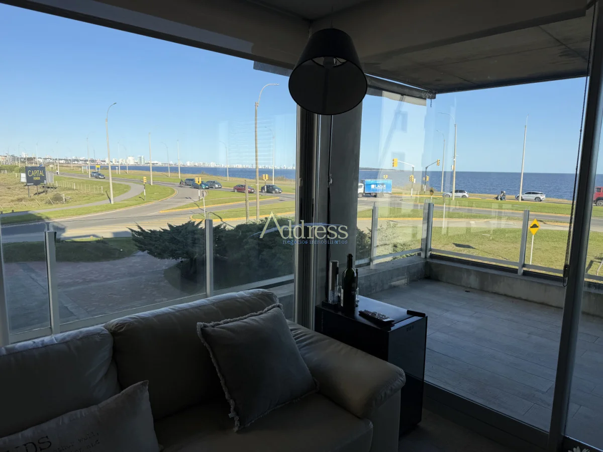Apartamento en Playa Mansa, propiedad 293879 -Imagen 12