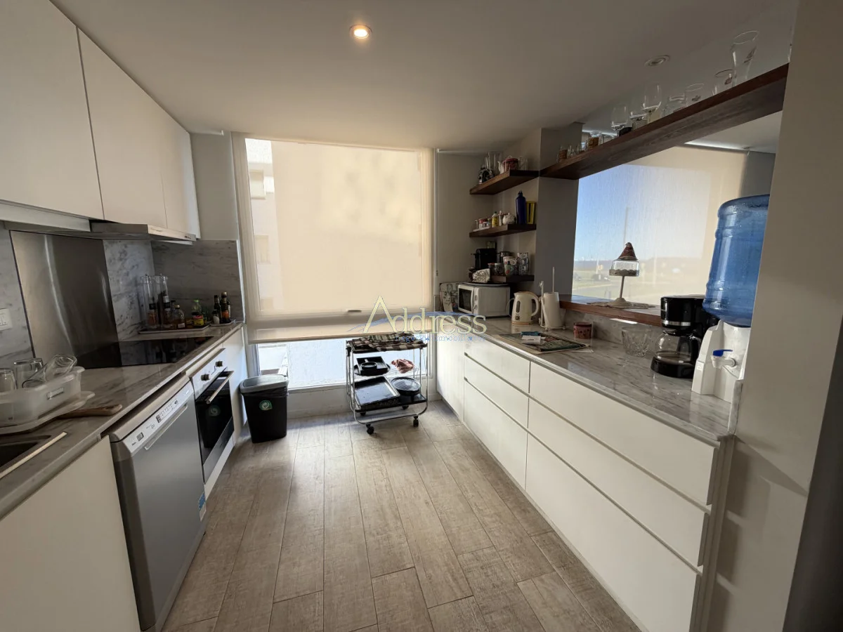 Apartamento en Playa Mansa, propiedad 293879 -Imagen 15