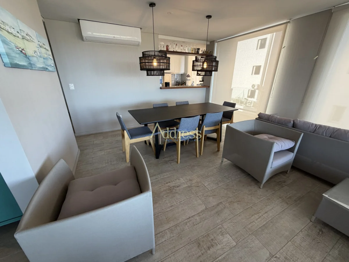 Apartamento en Playa Mansa, propiedad 293879 -Imagen 3