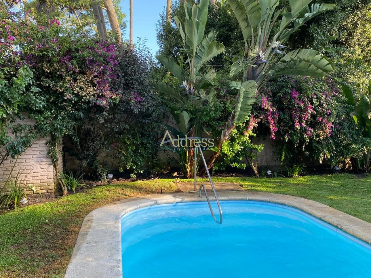 Casa en Playa Mansa, propiedad 298435 -Imagen 4