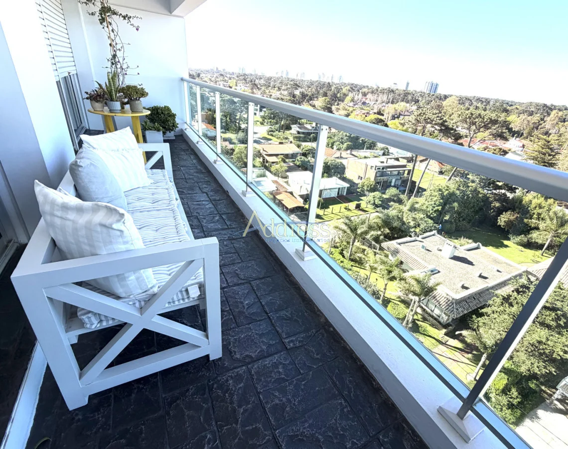 Apartamento en Playa Mansa, propiedad 301960 -Imagen 12