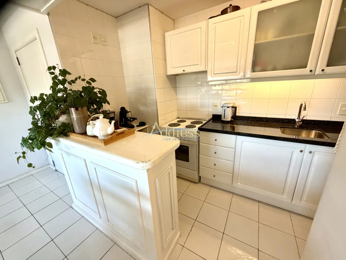 Apartamento en Playa Mansa, propiedad 301960 -Imagen 14