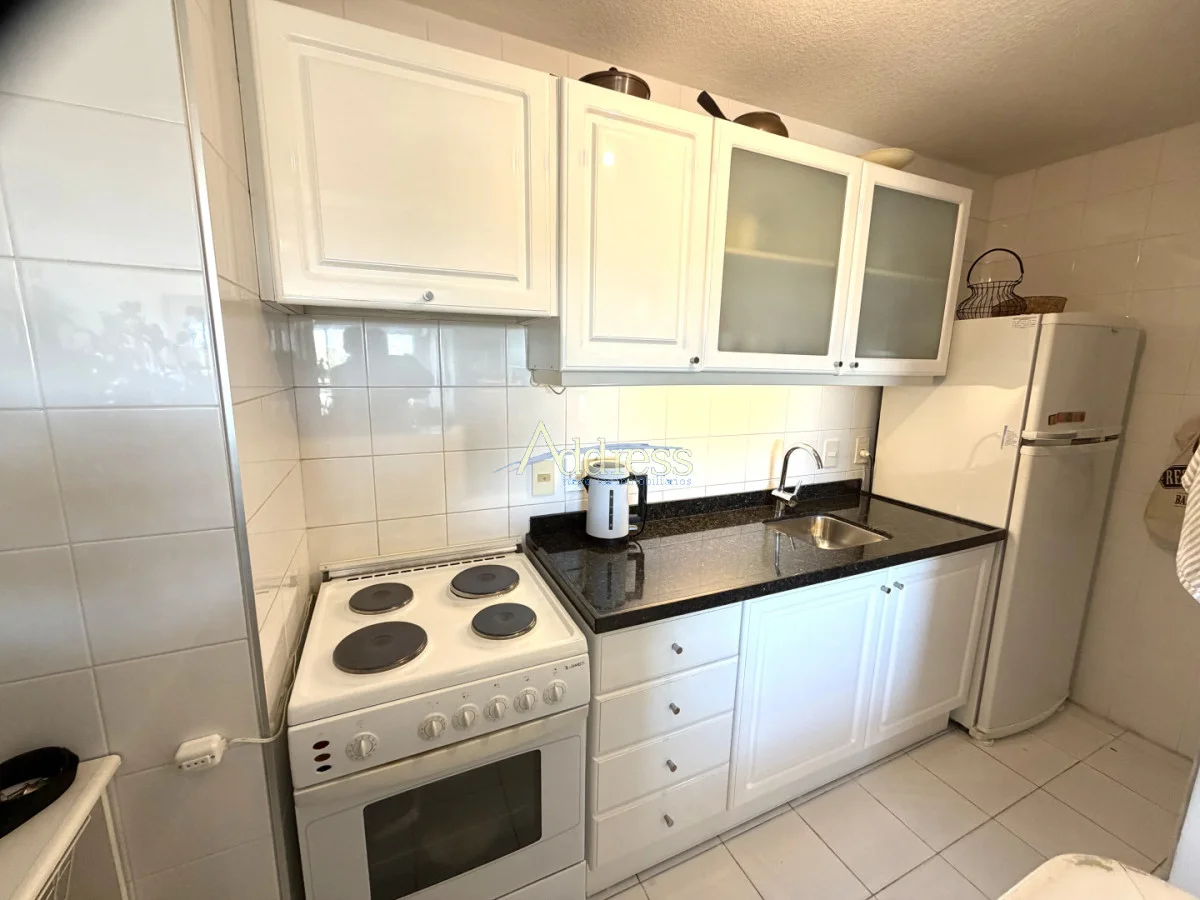 Apartamento en Playa Mansa, propiedad 301960 -Imagen 16