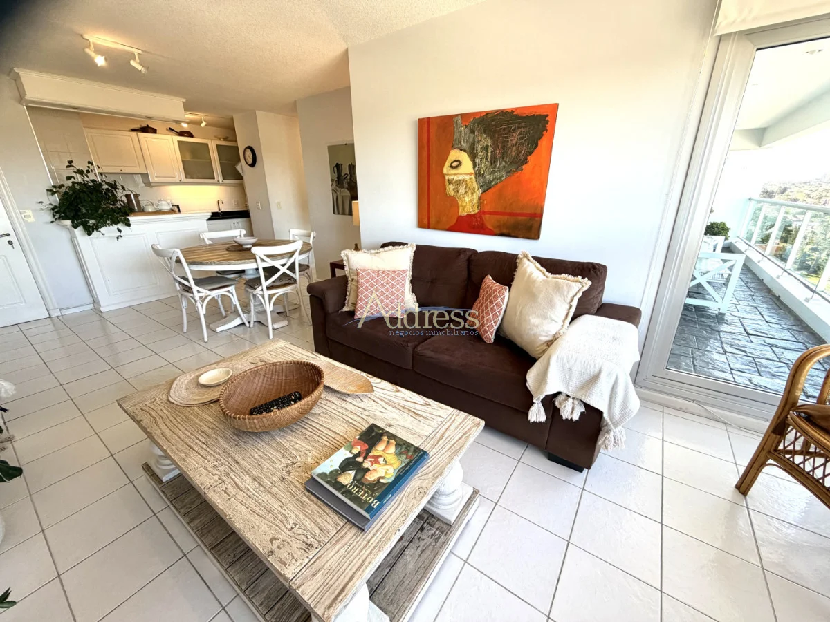 Apartamento en Playa Mansa, propiedad 301960 -Imagen 3