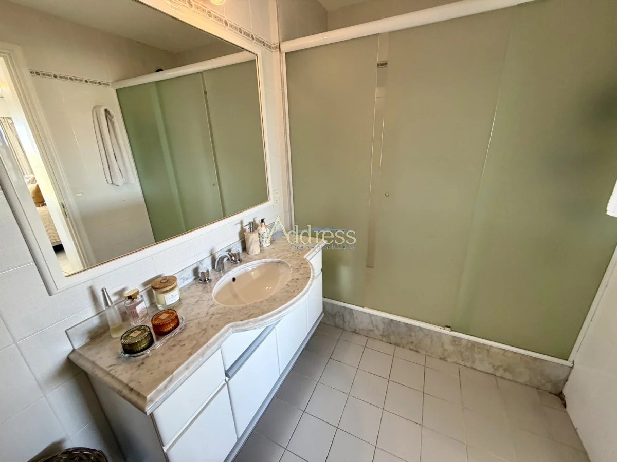 Apartamento en Playa Mansa, propiedad 301960 -Imagen 22