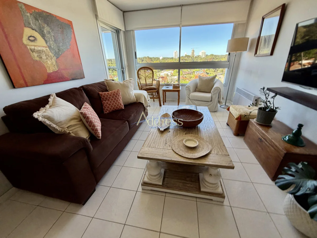 Apartamento en Playa Mansa, propiedad 301960 -Imagen 4