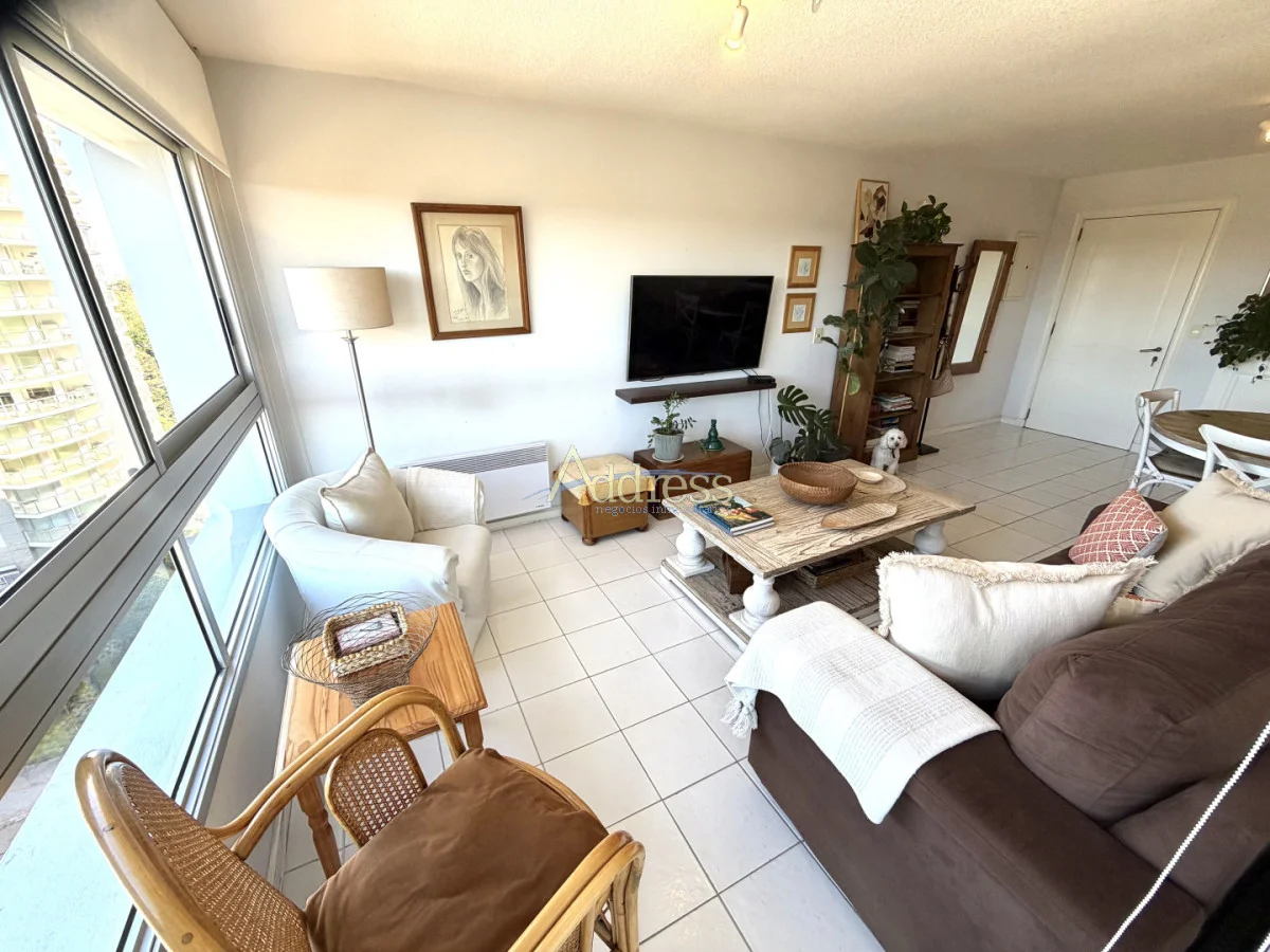 Apartamento en Playa Mansa, propiedad 301960 -Imagen 10