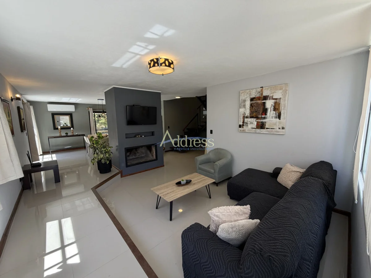 Casa en Solanas, propiedad 302925 -Imagen 1