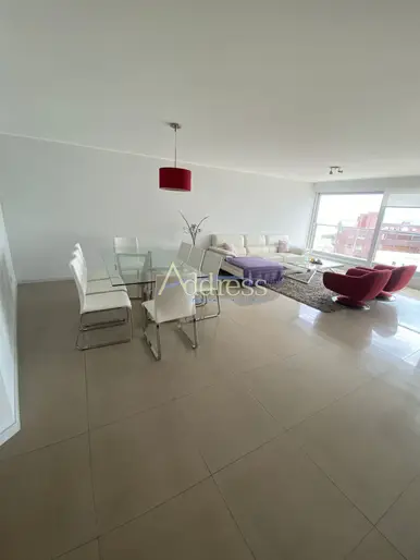Apartamento en Punta del Este, Mansa