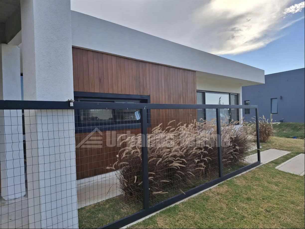 Casa en Colonia del Sacramento, propiedad 272816 -Imagen 2