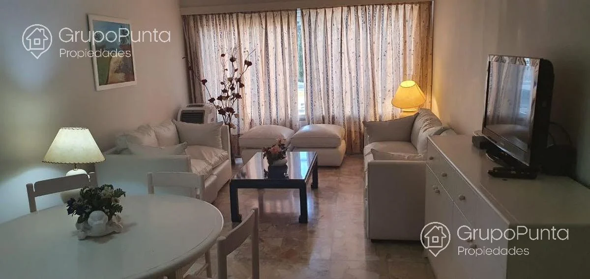 Apartamento en Playa Mansa, propiedad 280526 -Imagen 5