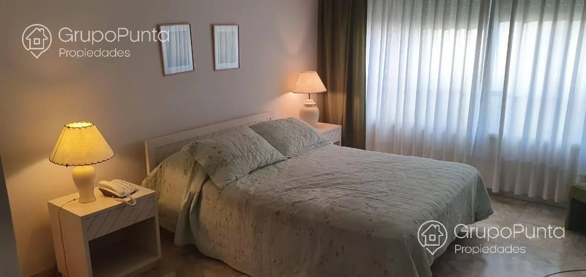 Apartamento en Playa Mansa, propiedad 280526 -Imagen 7
