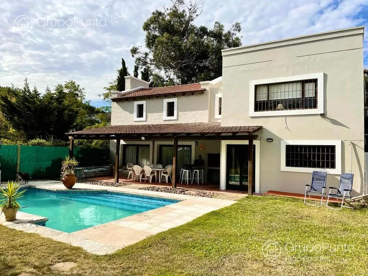Casa en Jardines de Córdoba, propiedad 280678 -Imagen 1