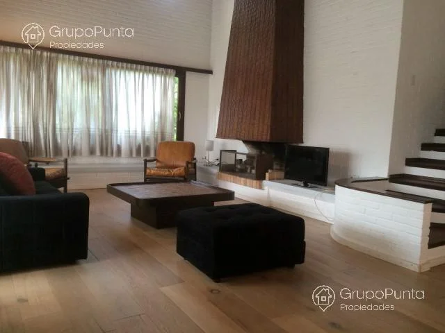 Casa en Playa Mansa, propiedad 280780 -Imagen 2