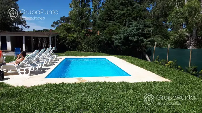 Casa con piscina - Punta del Este
