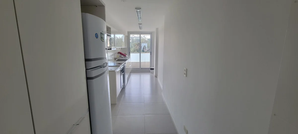 Apartamento en Playa Mansa, propiedad 287826 -Imagen 19