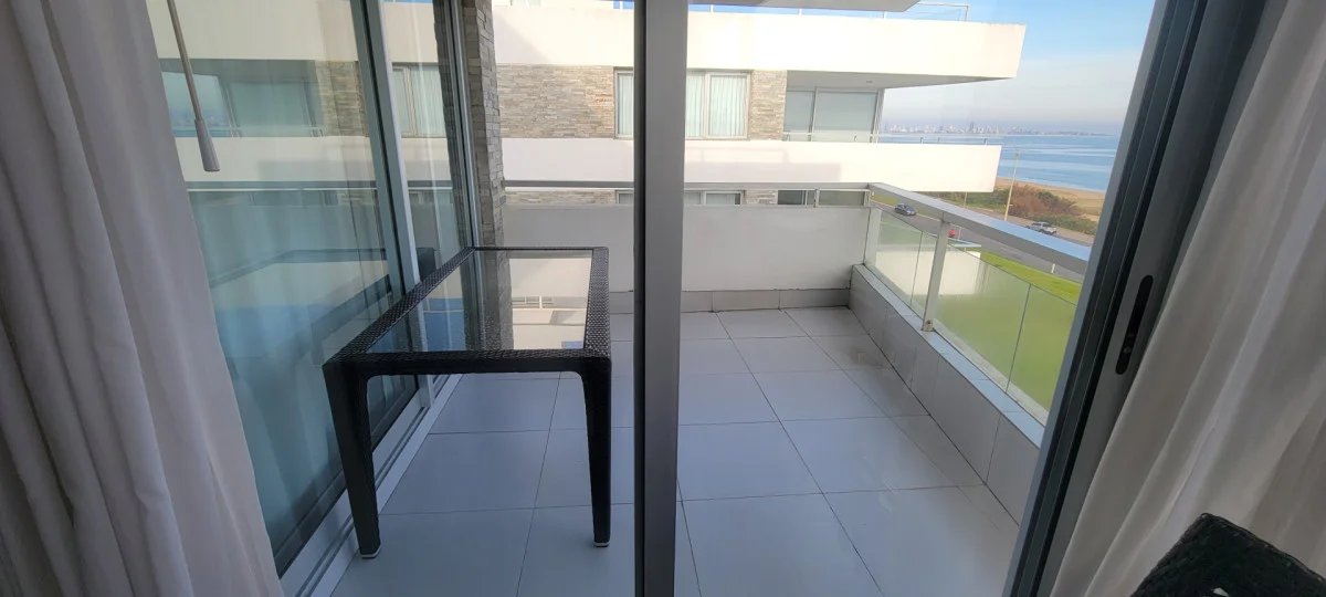 Apartamento en Playa Mansa, propiedad 287826 -Imagen 22