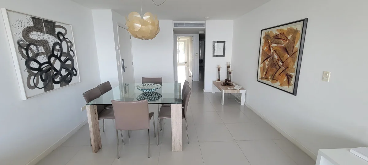 Apartamento en Playa Mansa, propiedad 287826 -Imagen 4