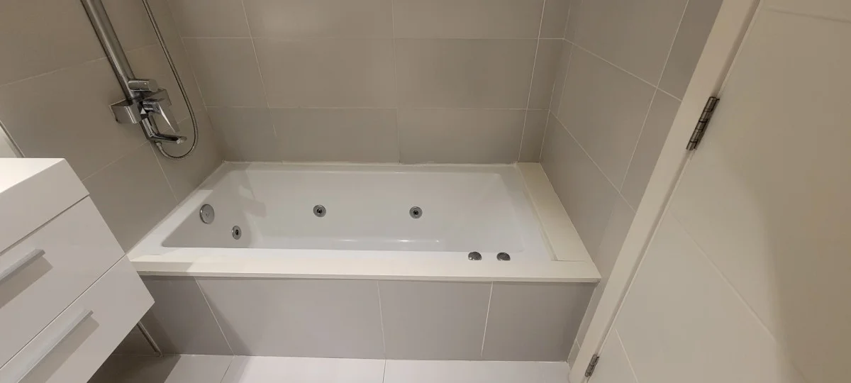 Apartamento en Playa Mansa, propiedad 287827 -Imagen 12