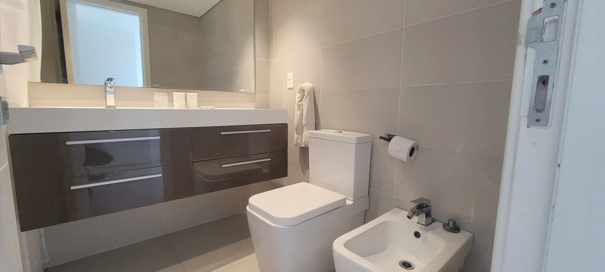 Apartamento en Playa Mansa, propiedad 287827 -Imagen 16