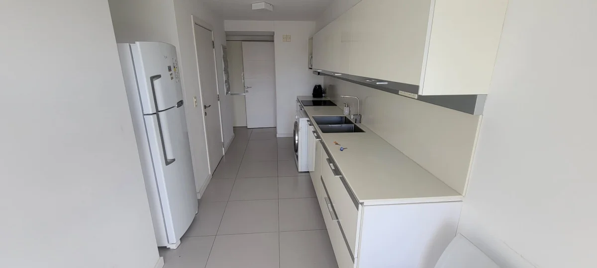 Apartamento en Playa Mansa, propiedad 287827 -Imagen 18