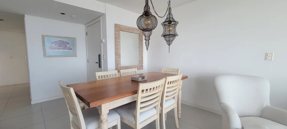 Apartamento en Playa Mansa, propiedad 287827 -Imagen 3