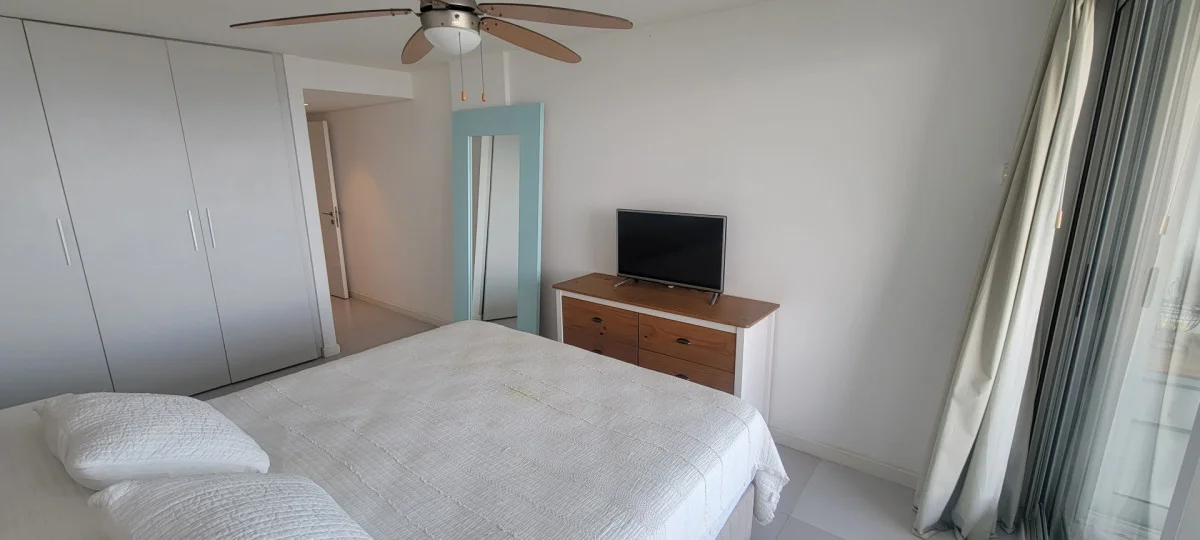 Apartamento en Playa Mansa, propiedad 287827 -Imagen 8