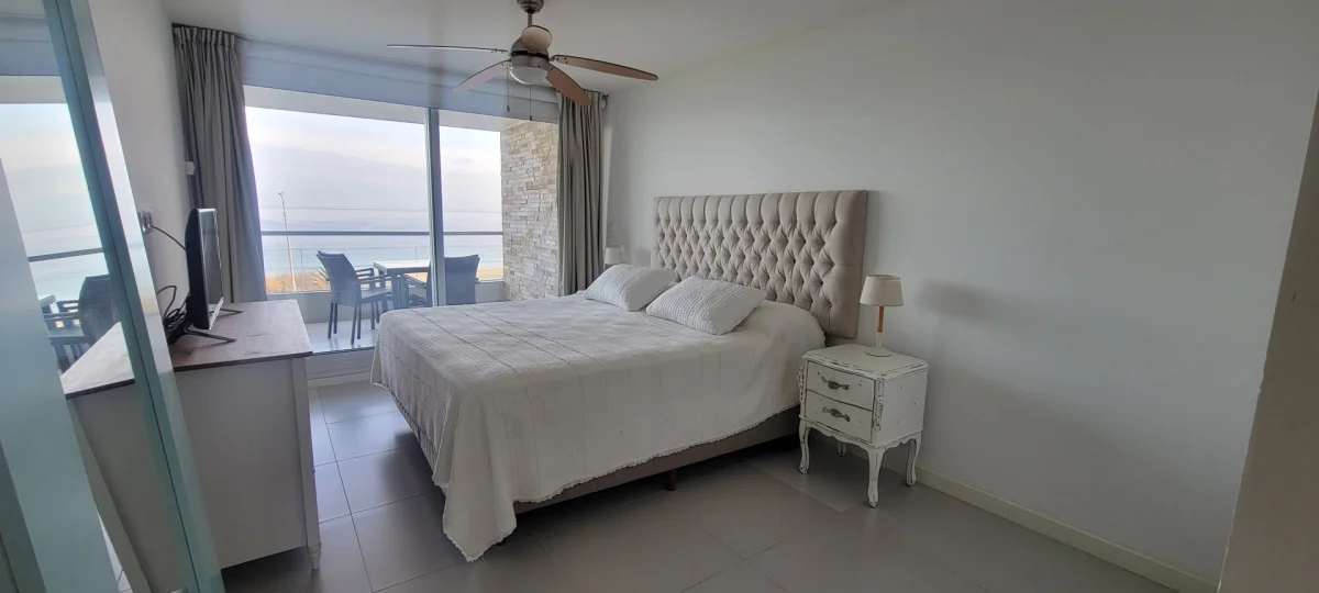 Apartamento en Playa Mansa, propiedad 287827 -Imagen 9