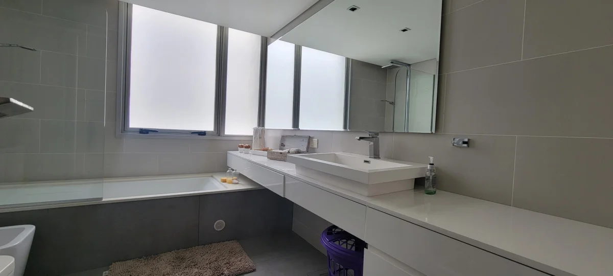 Apartamento en Playa Mansa, propiedad 287828 -Imagen 13