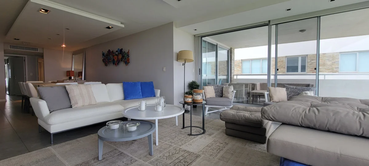Apartamento en Playa Mansa, propiedad 287828 -Imagen 3
