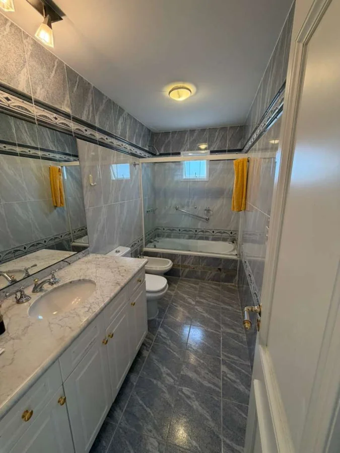Apartamento en Playa Mansa, propiedad 289162 -Imagen 11