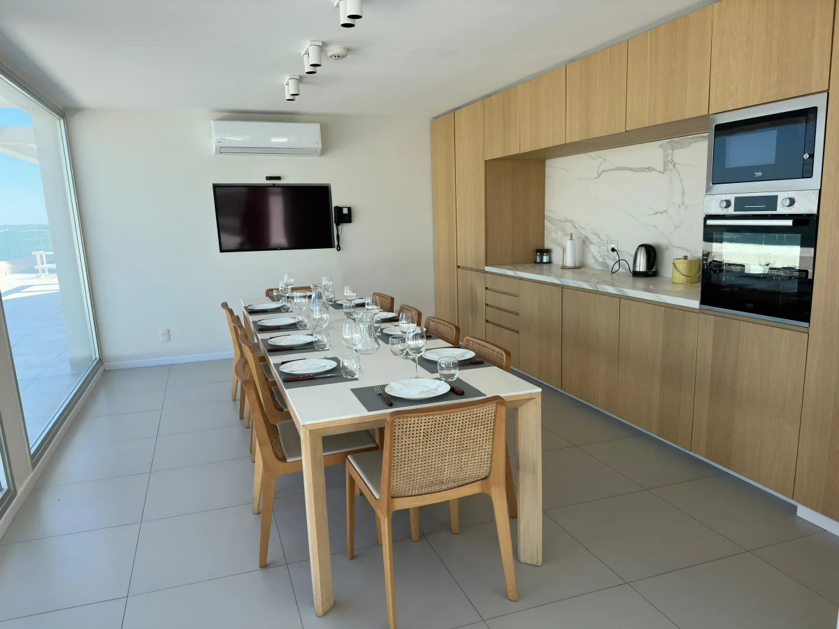 Apartamento en Playa Mansa, propiedad 290407 -Imagen 16