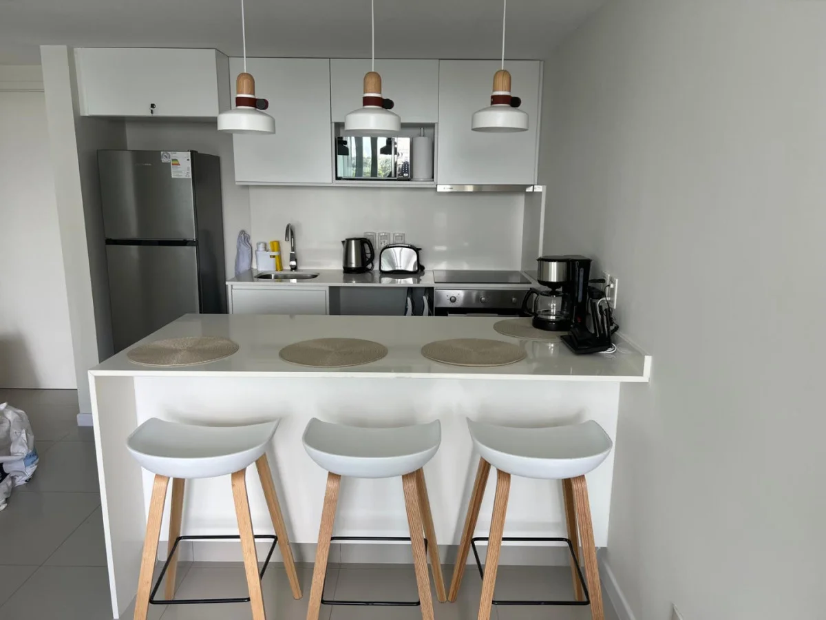 Apartamento en Playa Mansa, propiedad 290407 -Imagen 4