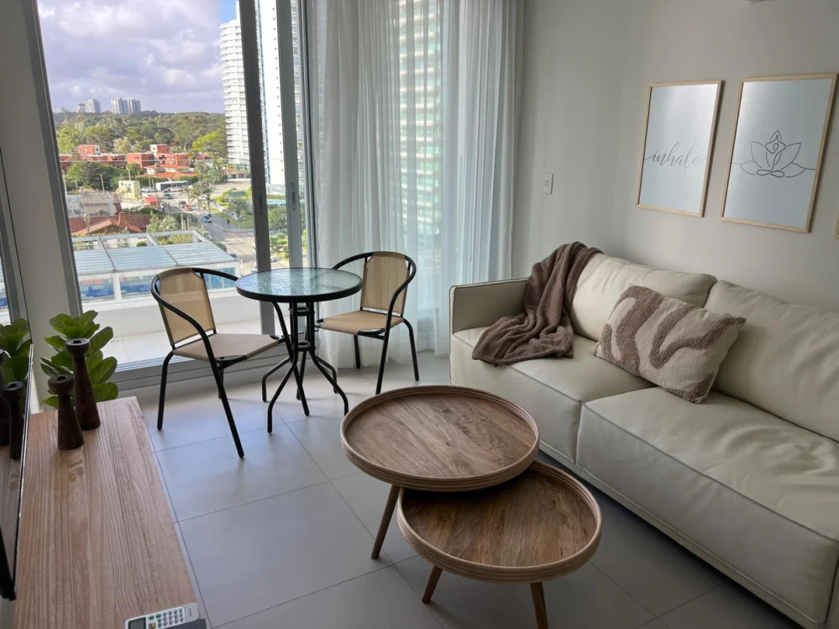 Apartamento en Playa Mansa, propiedad 290407 -Imagen 5