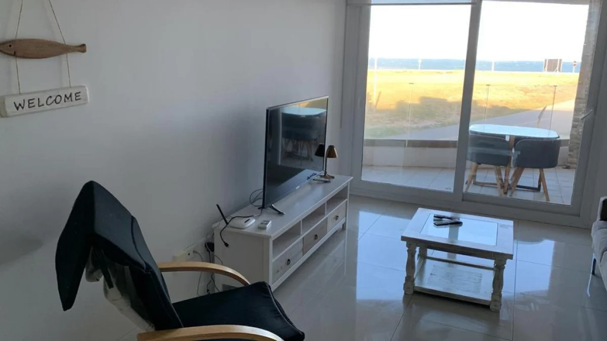 Apartamento en Playa Mansa, propiedad 290977 -Imagen 4