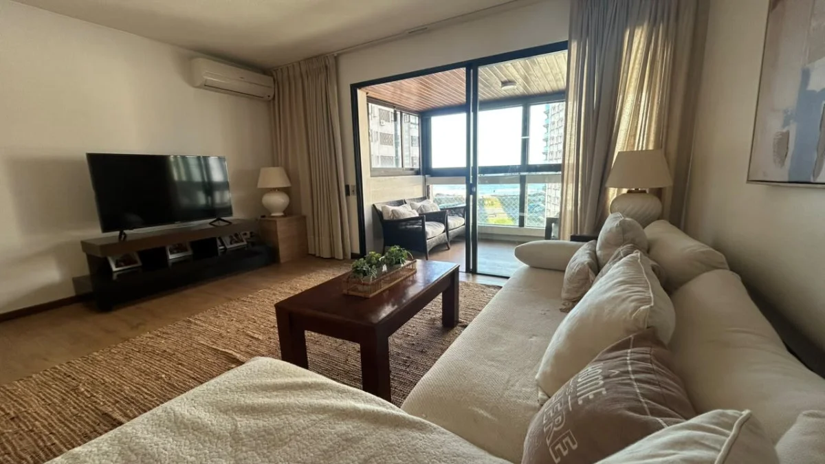 Apartamento en Playa Brava, propiedad 290983 -Imagen 2