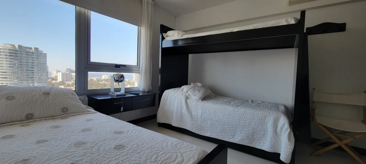 Apartamento en Playa Mansa, propiedad 294875 -Imagen 15