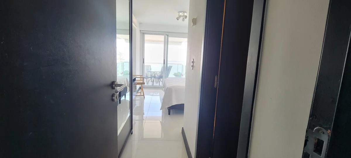 Apartamento en Playa Mansa, propiedad 294875 -Imagen 22