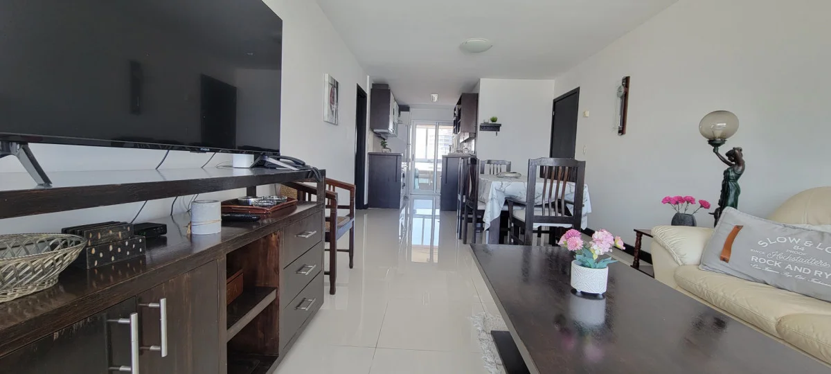 Apartamento en Playa Mansa, propiedad 294875 -Imagen 6
