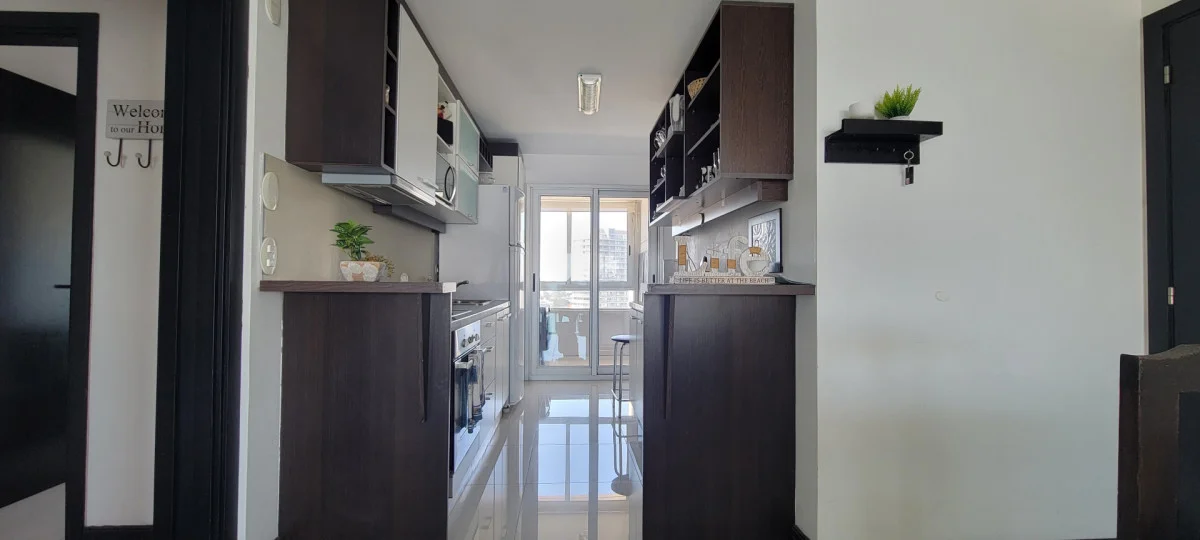 Apartamento en Playa Mansa, propiedad 294875 -Imagen 7