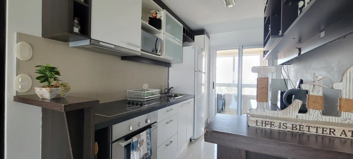 Apartamento en Playa Mansa, propiedad 294875 -Imagen 9