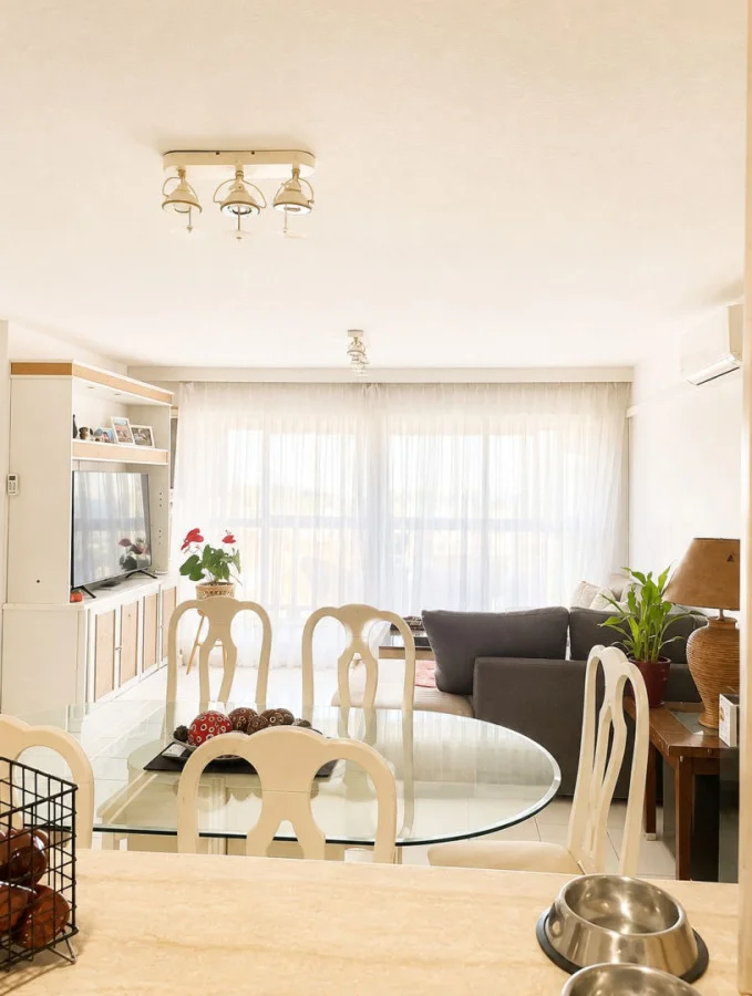 Apartamento en Playa Mansa, propiedad 295866 -Imagen 3