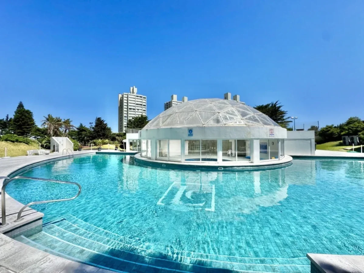 Apartamento en Playa Mansa, propiedad 295867 -Imagen 21